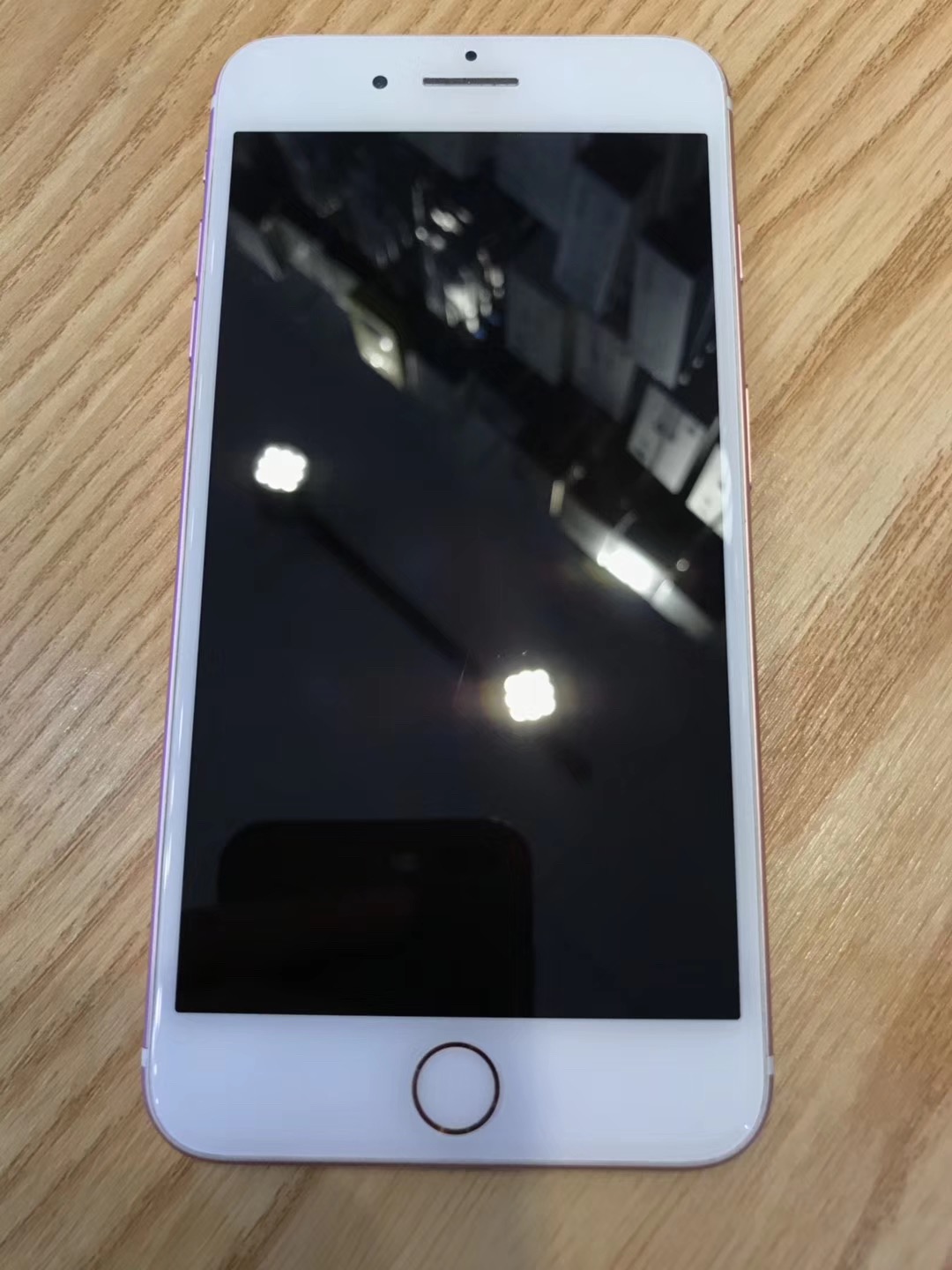 网友花2000买iphone7plus收到货才发现是骗局