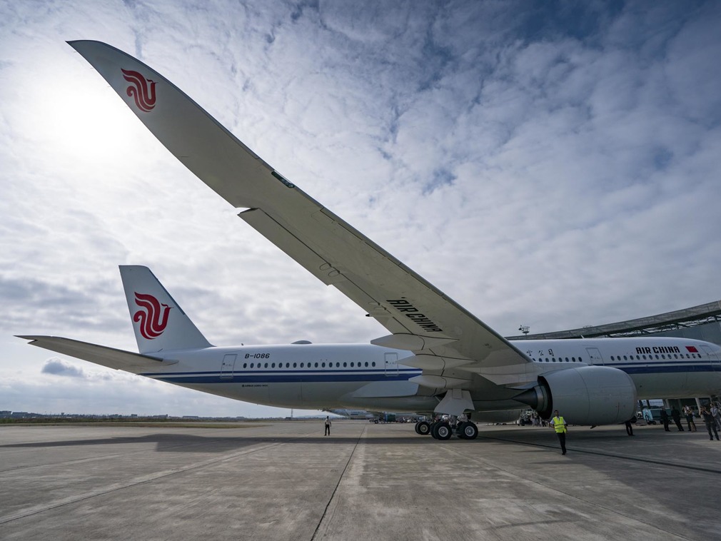 中国内地首架空中客车a350客机完成交付,入列国航