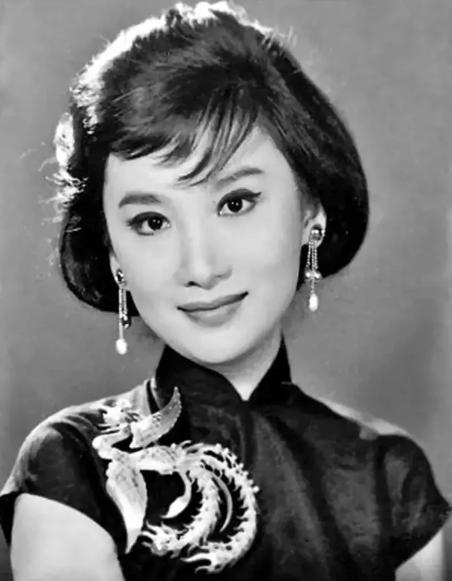 绝代佳人夏梦!珍贵老照片,惊艳时光!不愧是金庸心中完美女神!