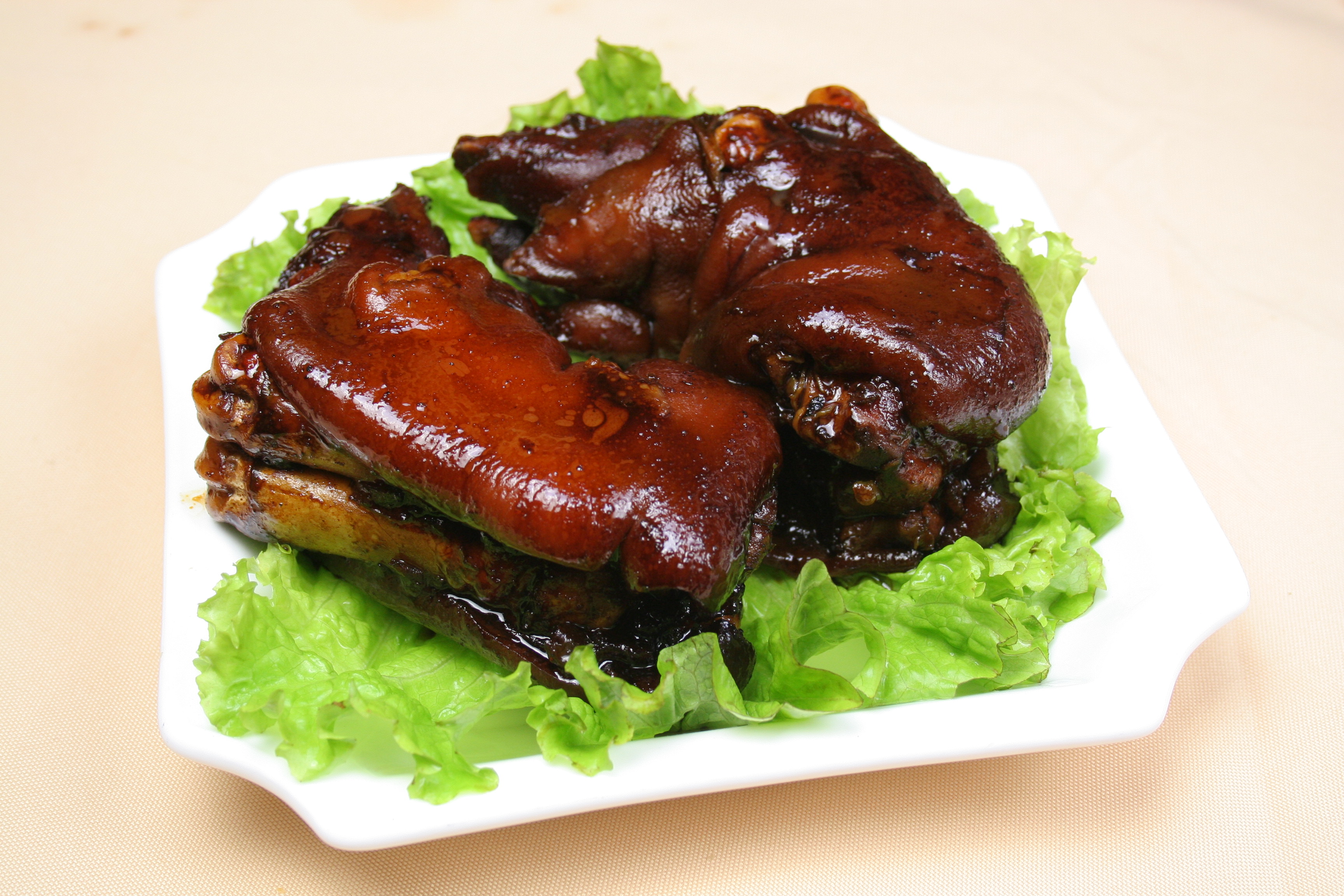 推荐几道菜肴,很受大家喜欢 酱香猪蹄