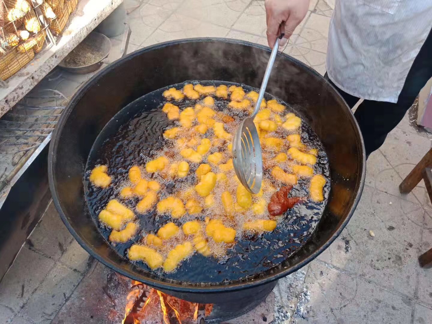 石家庄平山县春节传统美食:油布袋儿