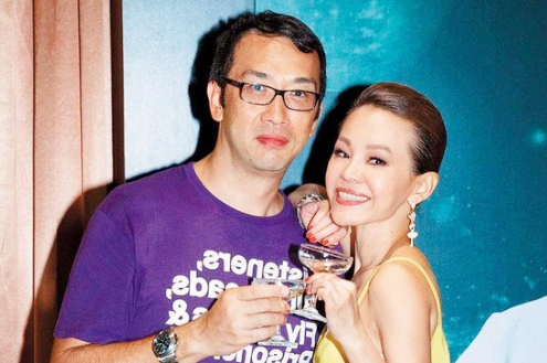 彭佳慧结婚12年爆婚变!丈夫曾求婚三次才抱得美人归