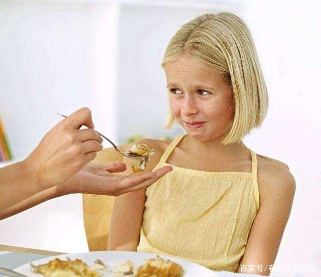 孩子太挑食怎么办?光爱吃肉不爱吃菜,真是愁坏了宝宝妈 孩子太挑食怎么办?光爱吃肉不爱吃菜,真是愁坏了宝宝妈
