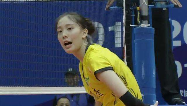 杜清清火线加盟天津女排,半决赛面对龚翔宇她能证明自己吗?