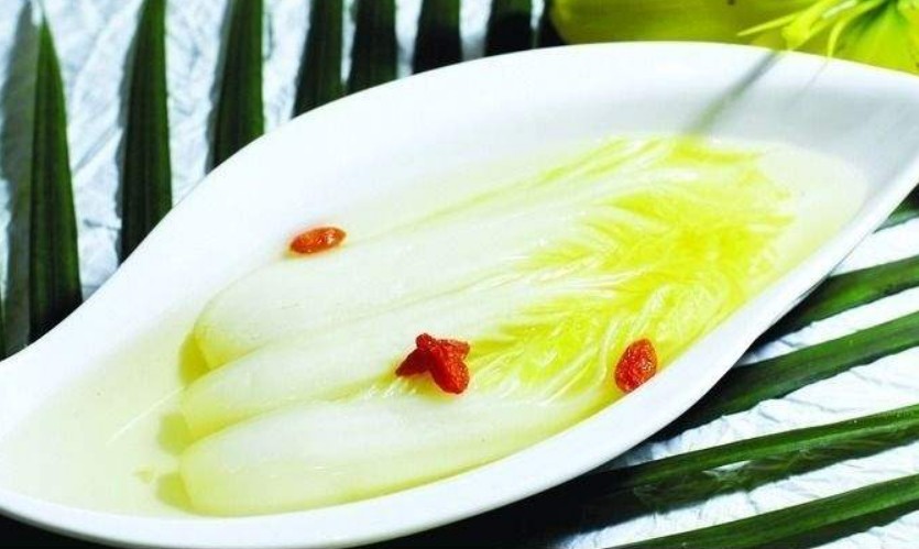 國宴名菜開水白菜,看完製作過程感嘆:白菜1元,開水2千!