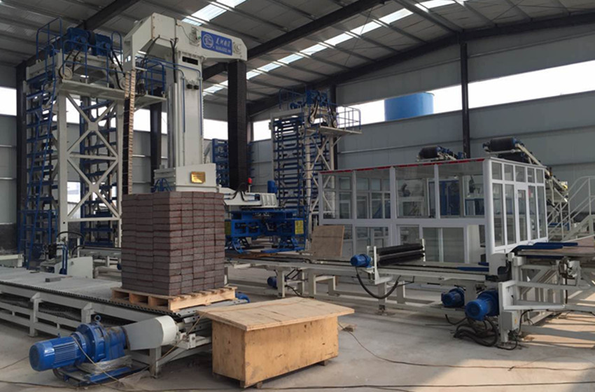 全自动免烧砖生产线生产时发热了要怎么处理?