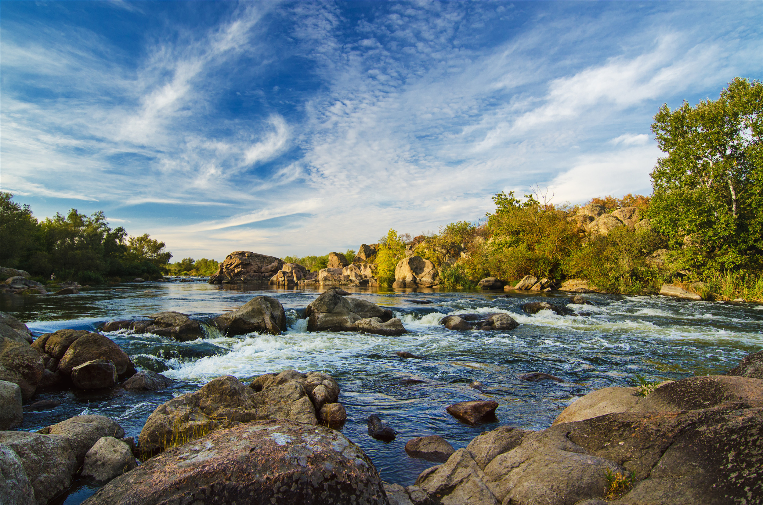 今日带你们欣赏六张风景图:领略山川独特魅力,令人惊艳