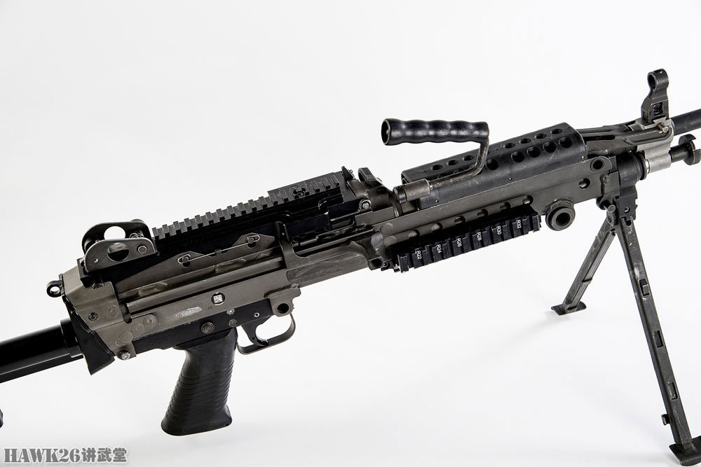 细品:美军m249"米尼米"轻机枪 档案级照片 细节展露无遗