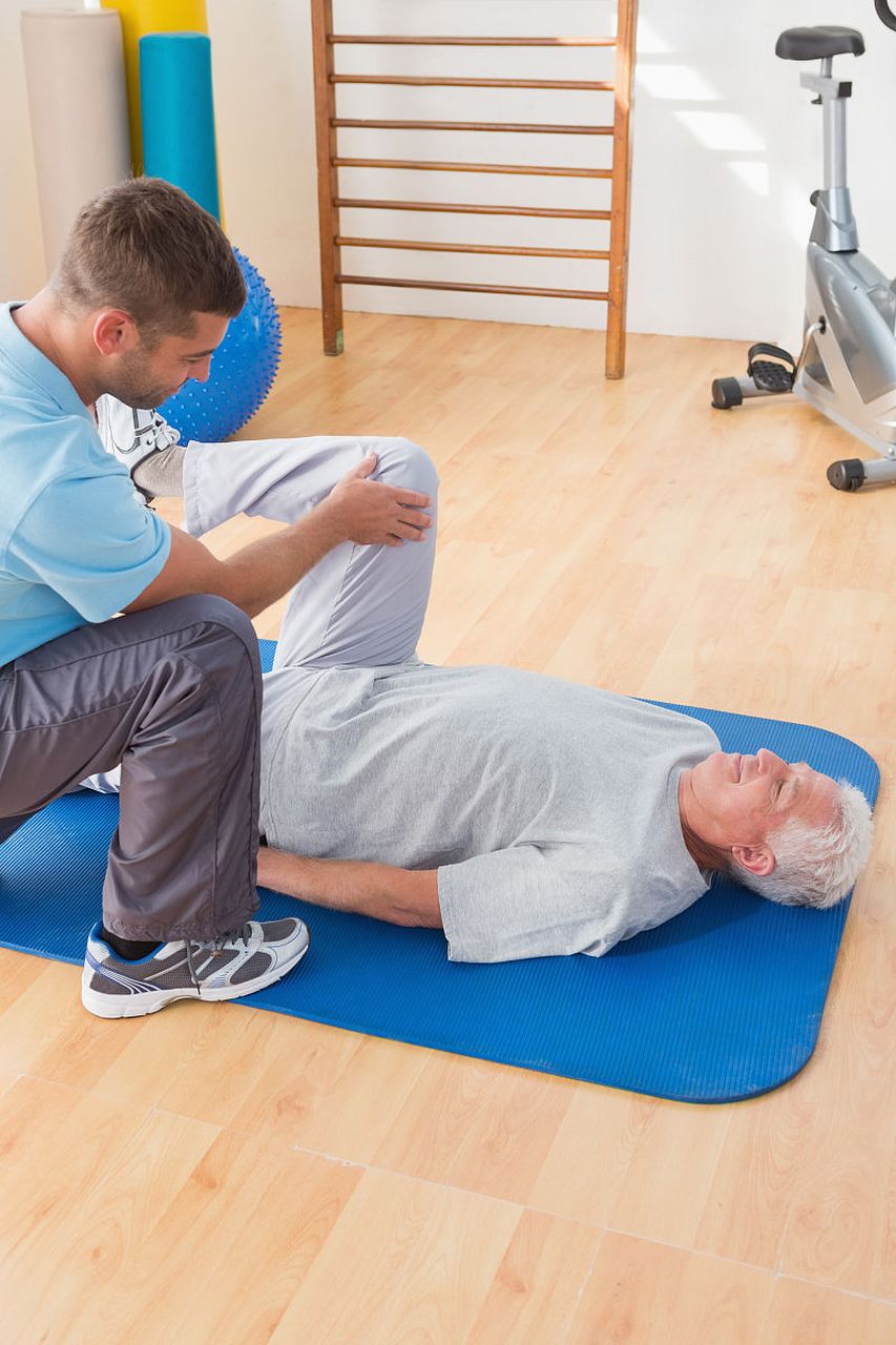 脑梗偏瘫正确康复训练#  脑梗偏瘫后,屈髋屈膝背屈锻炼对于患者的