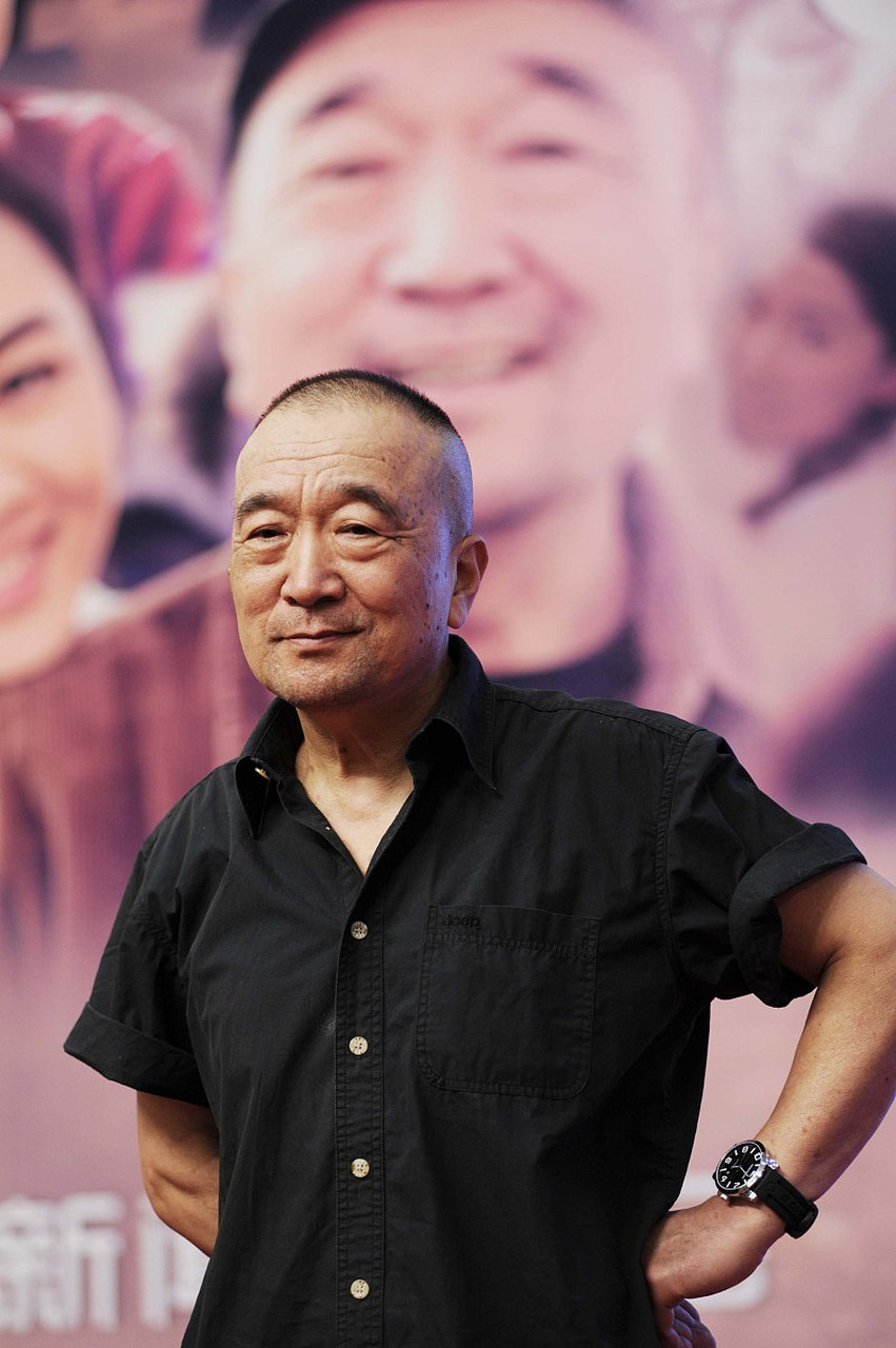 李保田拍摄电视剧钦差大臣的时候,发现本来三十集的电视剧,弄成了三