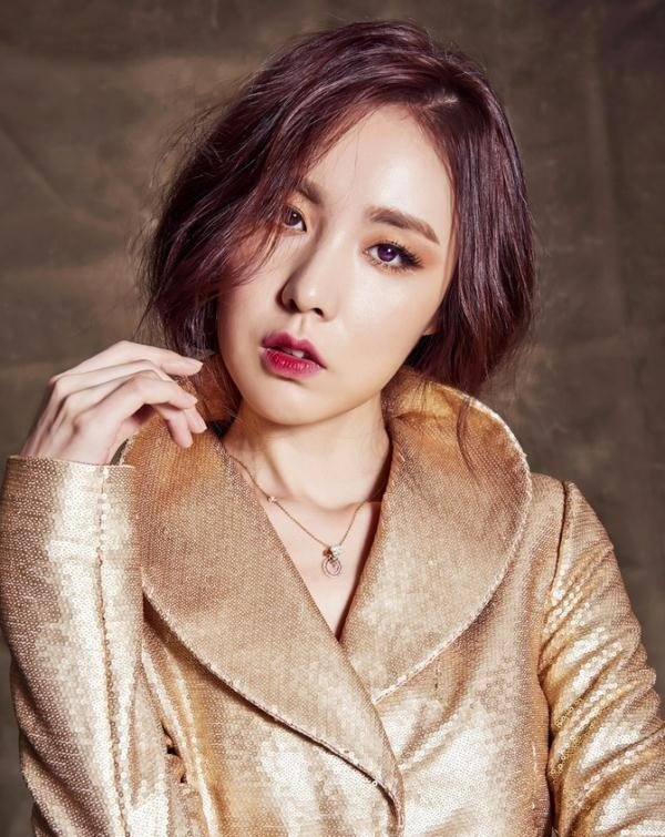 简美妍,时尚写真,优雅大气,美貌迷人