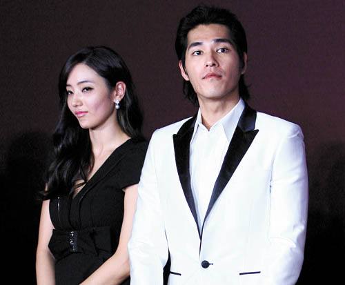 有金城武的气质,曾被传不愿跟大s结婚,而今黑化上演狼人杀