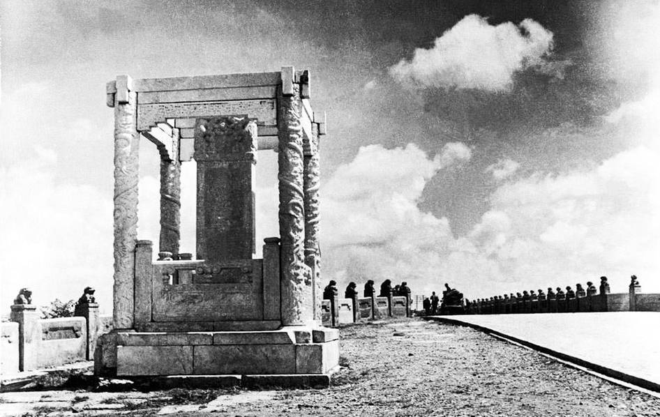 抗战老照片,卢沟桥29军将士奋勇抗敌,为保卫祖国流最后一滴血!