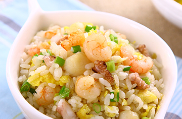 三鲜什锦炒饭:海鲜怎么做才既可口,营养又不流失?