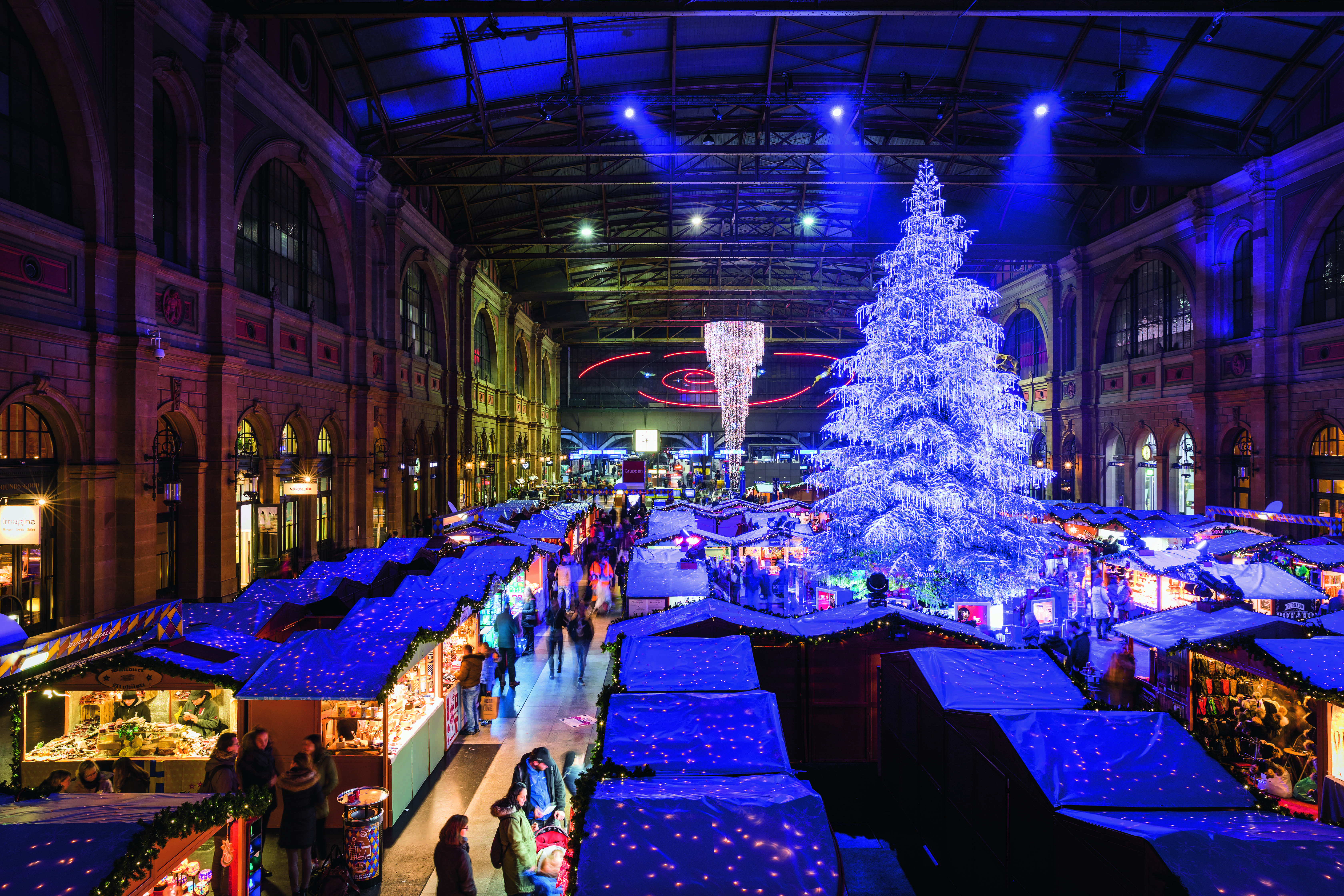 圣诞集市之在2000米的高山上约会圣诞老人