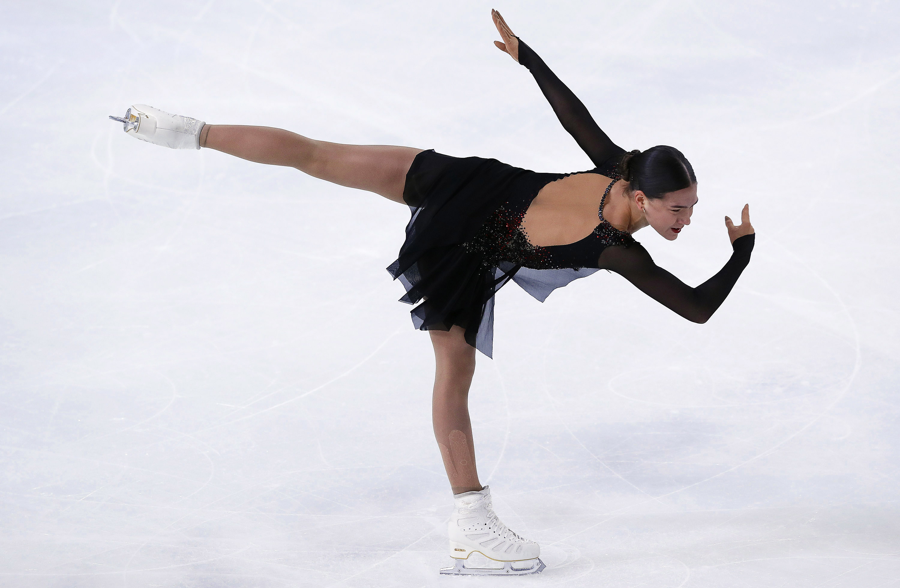 花样滑冰——大奖赛法国站:女单短节目赛况(3)