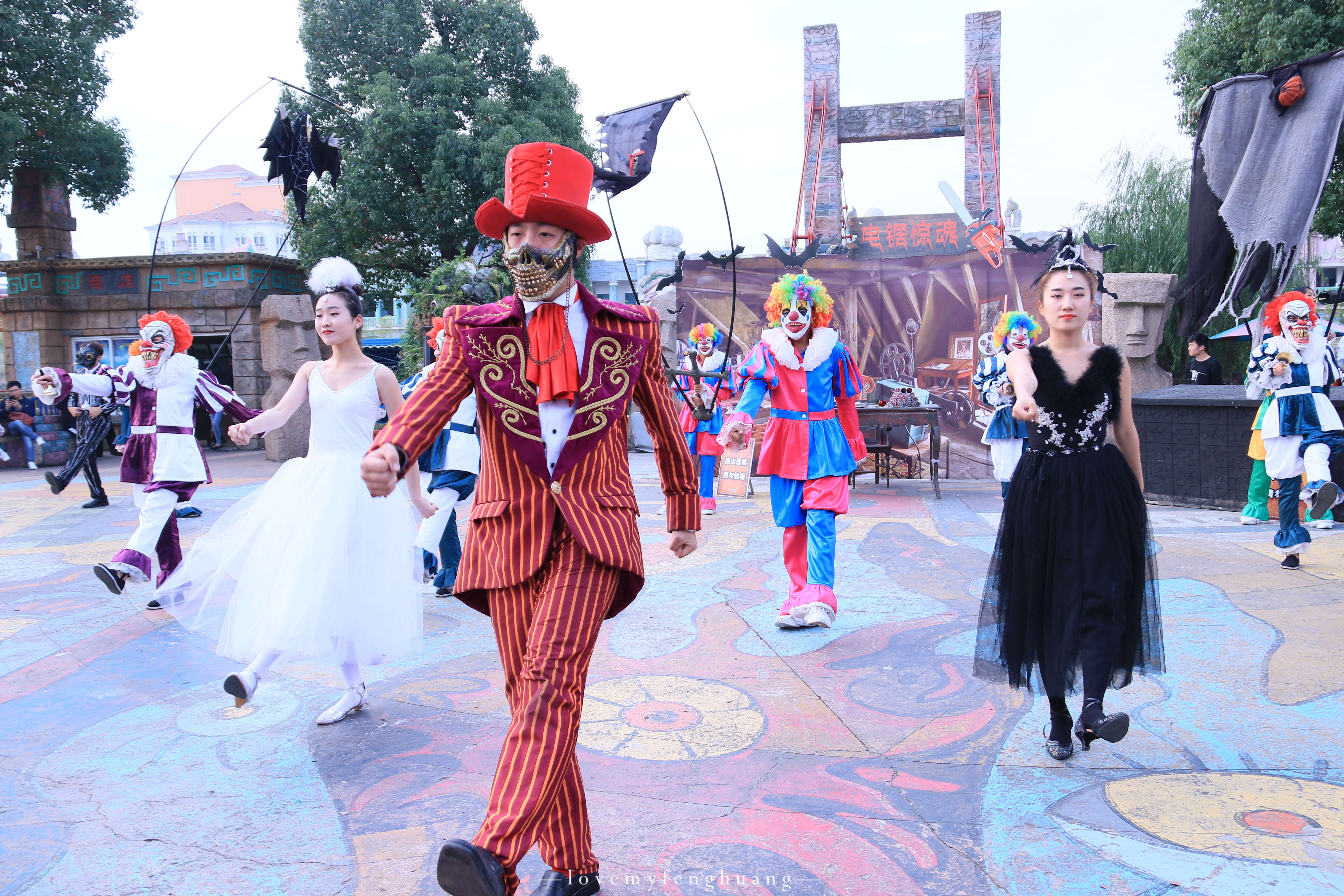 万圣节来杭州乐园,跟随恐怖马戏船大巡游