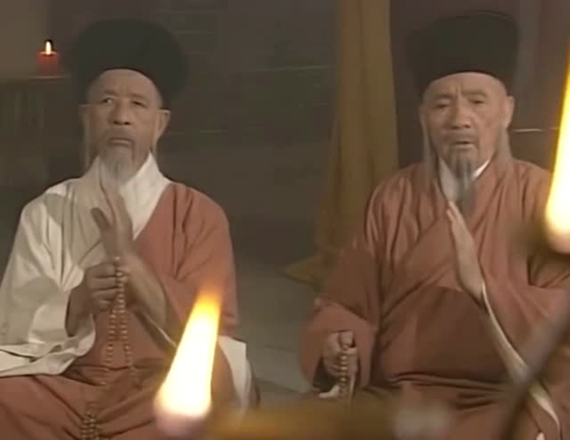神雕中大理段氏还有一个高手,武功远超一灯,只因太低调被忽略