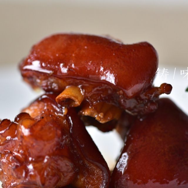 冰糖猪蹄秘制做法,不轻易外传的配方,油而不腻,越吃越香!