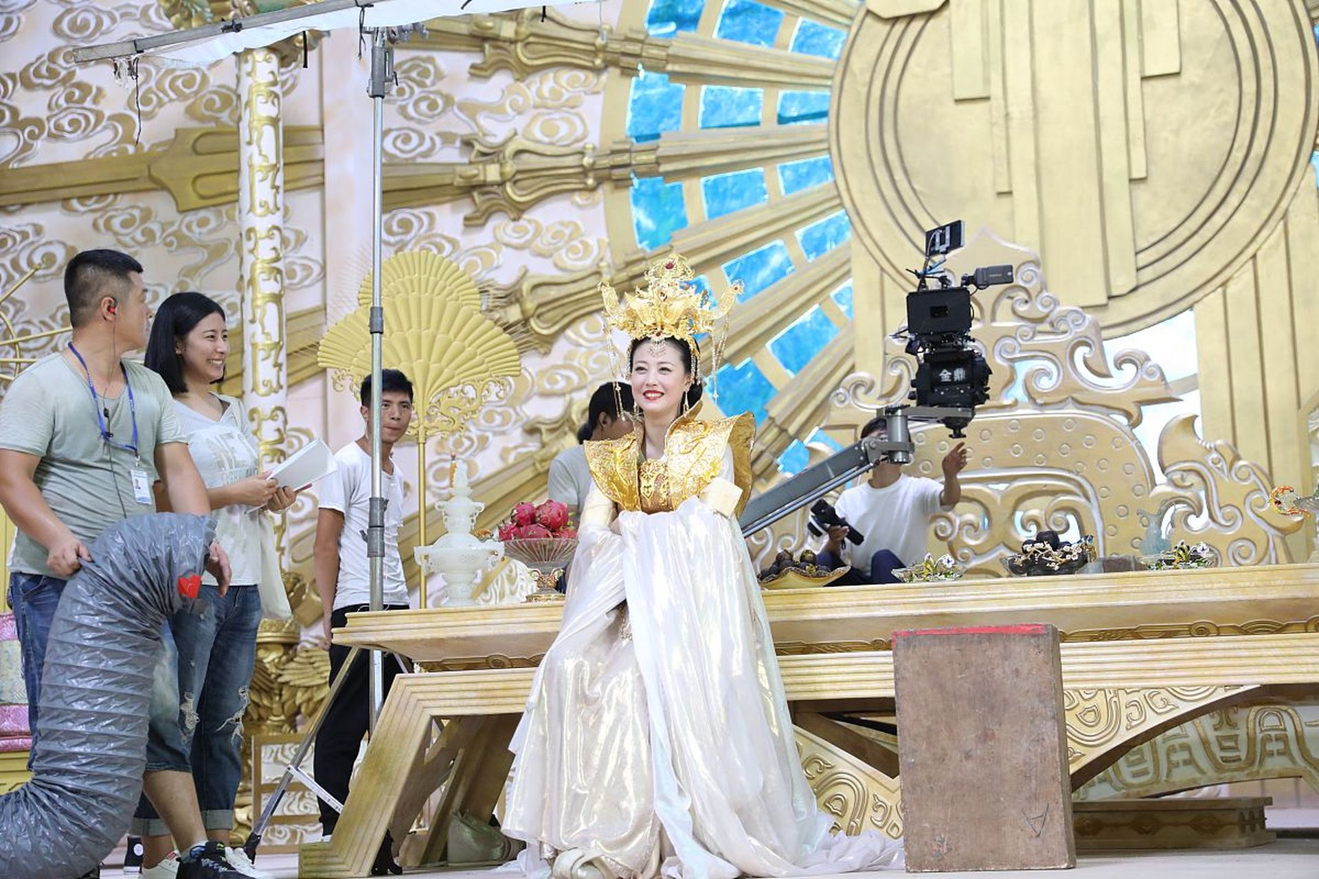 电视剧长月烬明#《长月烬明》是一部2021年播出的古装仙侠电视剧,由