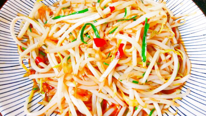 韭菜炒豆芽怎么做好吃?诀窍在这,一看就会