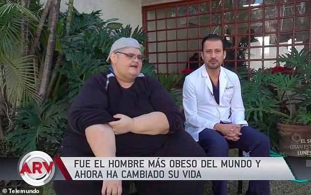 墨西哥男子原为世界第一胖,努力减重660斤,终于重新站立