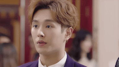 《追球》女二为抢男神,不惜成为男神兄弟女朋友来接近,够心机!