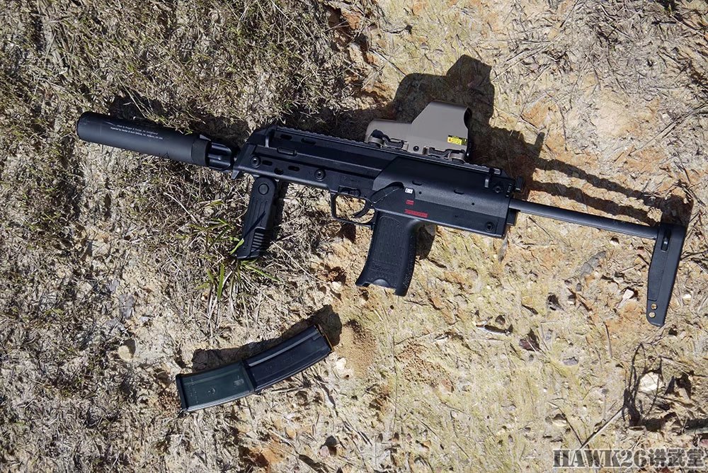 评测:黑克勒-科赫mp7a1冲锋枪 与完美尚有距离