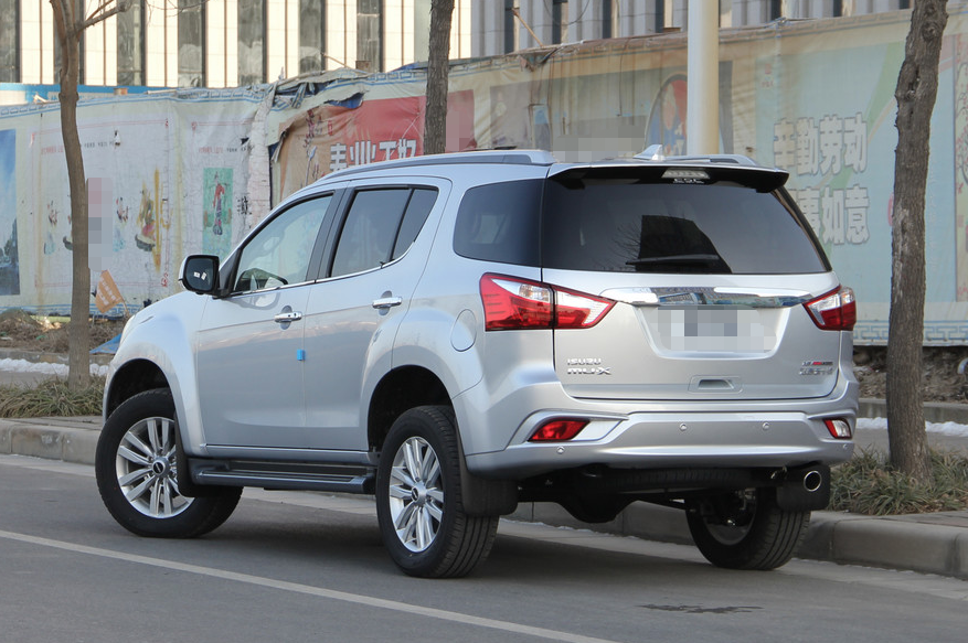 五十铃-牧游侠,全新的设计理念,让这款车看起来也很豪华