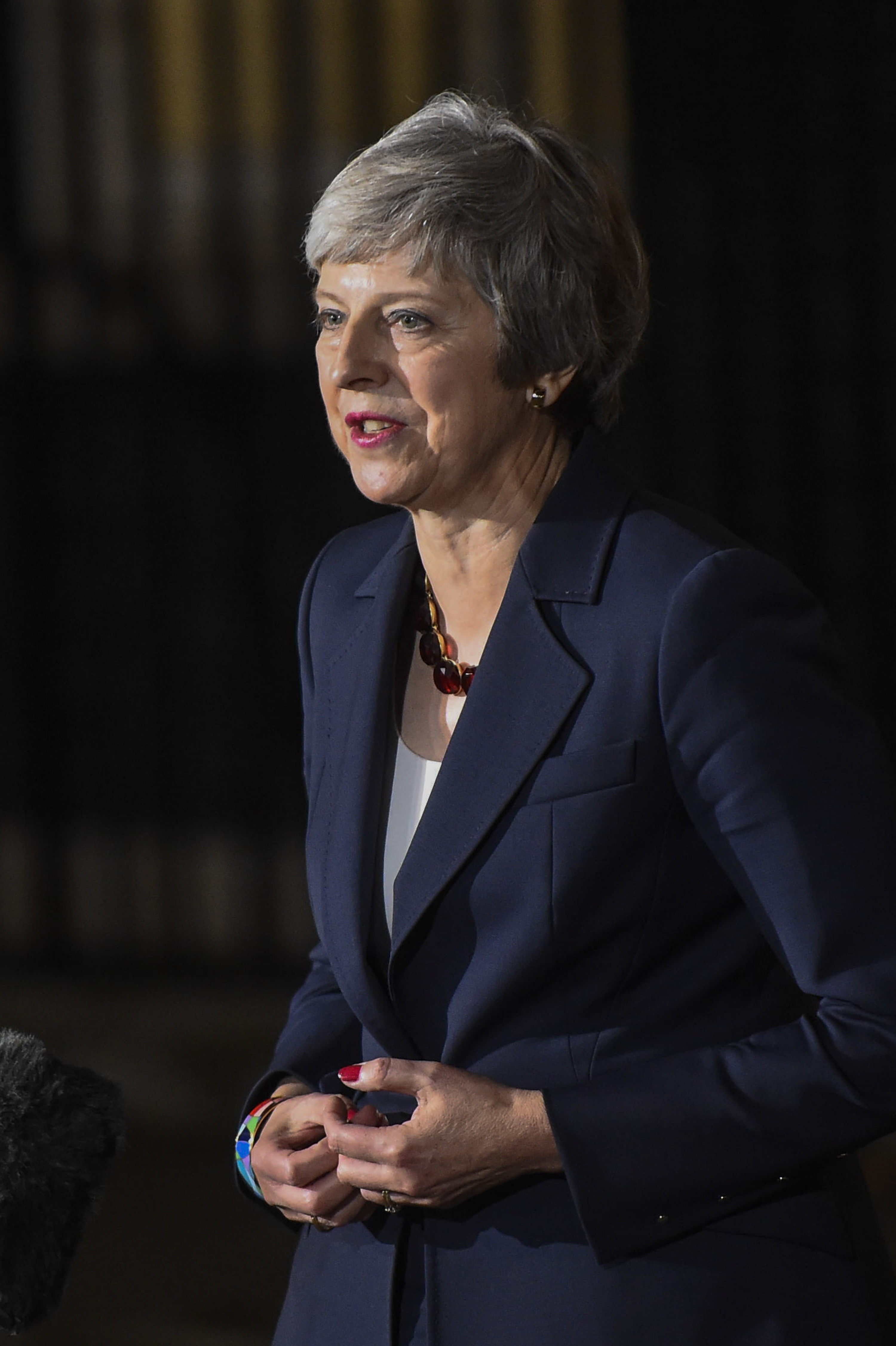 "脱欧"协议获英国内阁支持