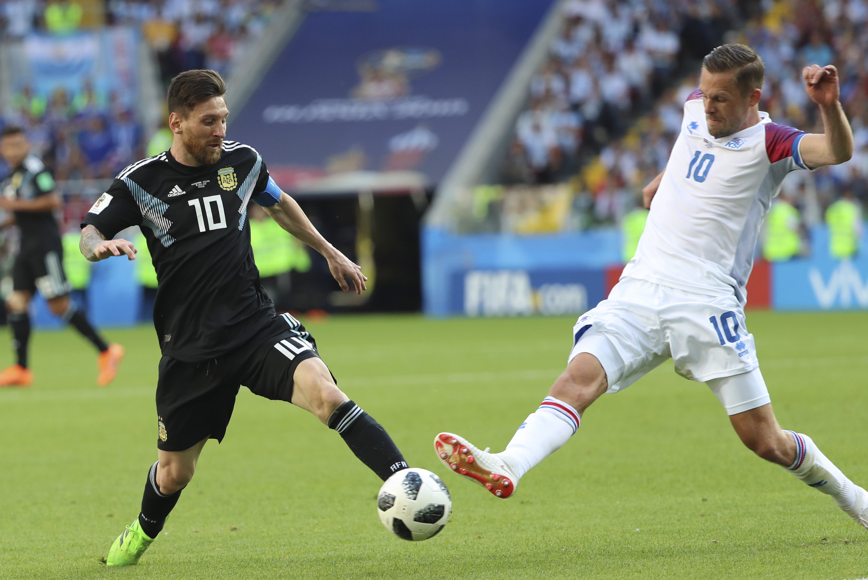 足球——d组:阿根廷战平冰岛(1)