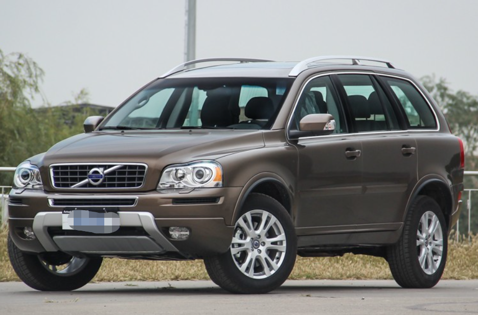 沃尔沃xc classic,这款车外表十分霸气,符合年轻人的审美!