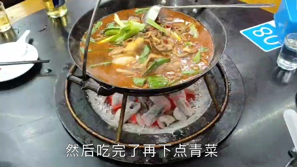 武汉的美食很特别,一口吊锅三冬暖,还有什么比这更合适冬天?