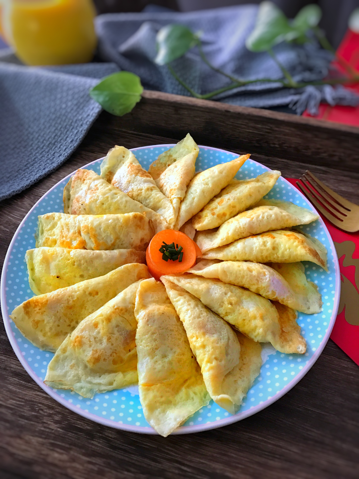 黄金蛋饺想要好看又好吃,记住这几个小窍门,蛋饺饱满还不破皮