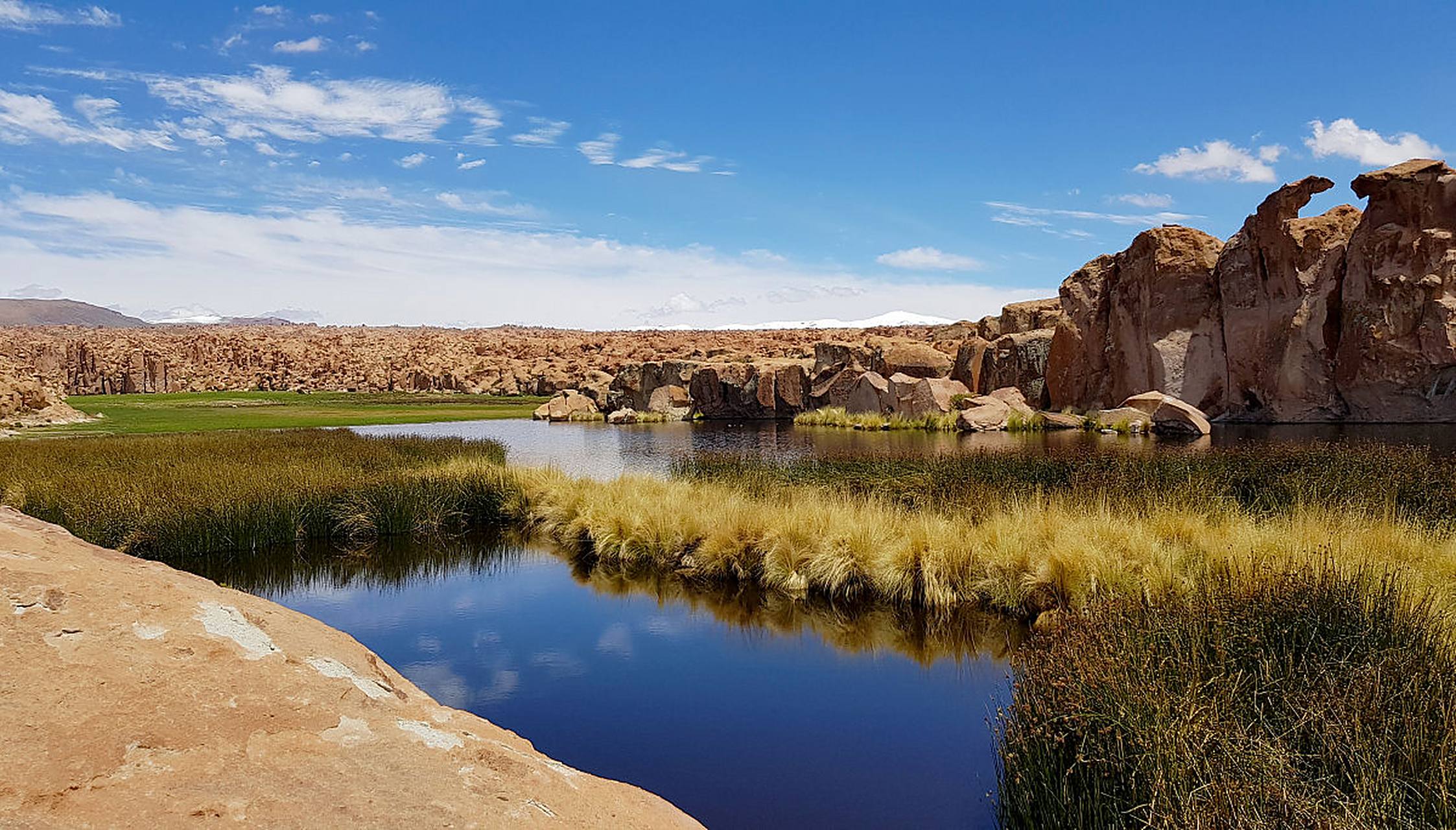 乌鲁瓦提景区位于昆仑山南麓的喀拉喀什河上游山口处,和田县朗如乡