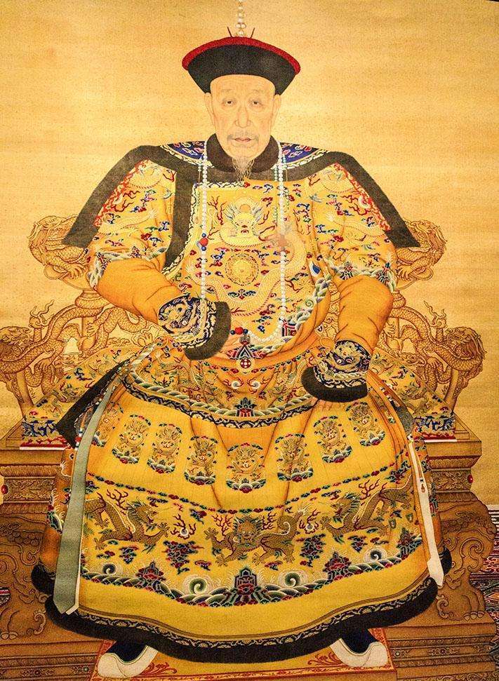 五十一年到五十二年,派兵镇压台湾林爽文起义.