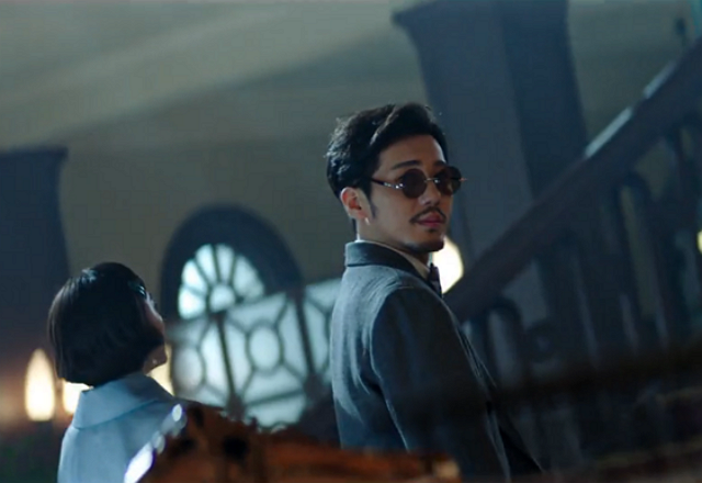 《绅探》首发预告,白宇抽烟姿势太撩人,网友:回眸的瞬间已沦陷