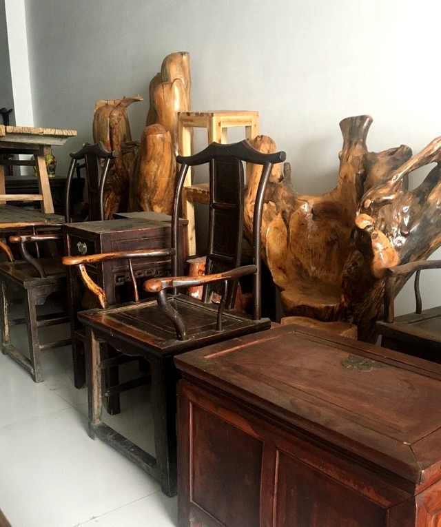 其貌不扬的祖传老家具,却值钱的很