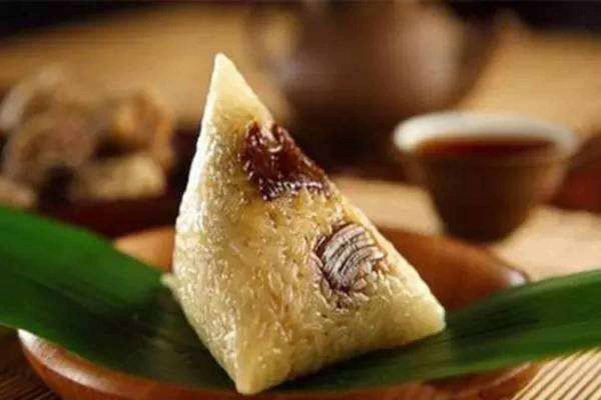 俗话说:"清明粽子稳牢牢."清明前后,螺蛳肥壮.