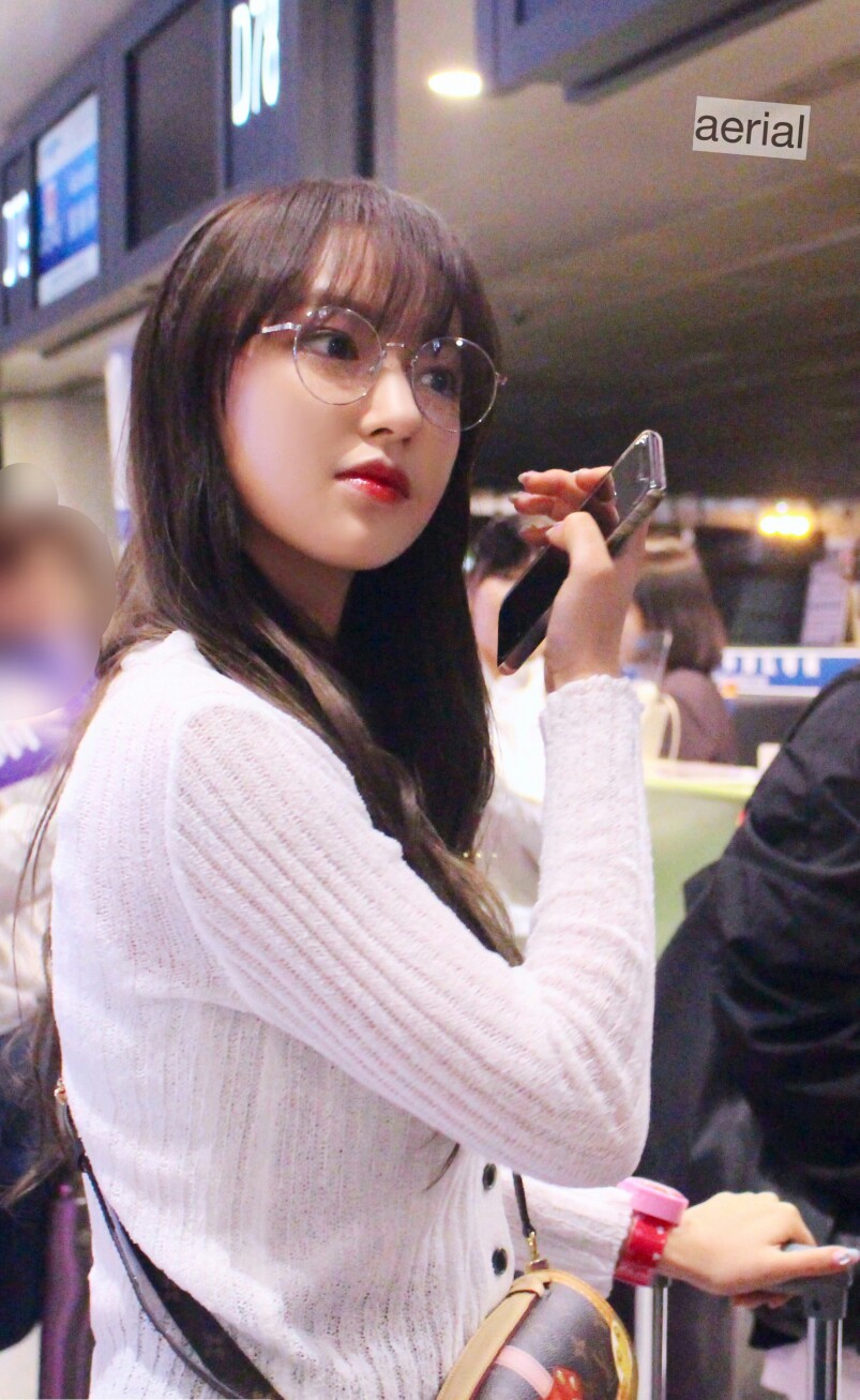 宇宙美少女程潇,金发可爱呆萌像芭比娃娃