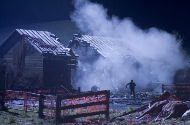 珍藏13年的电影,强推《伊拉克恶狼谷》:土耳其特工大战美国基地