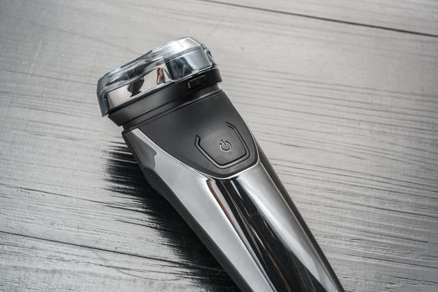 精致男人的装备,小试飞科fs339剃须刀