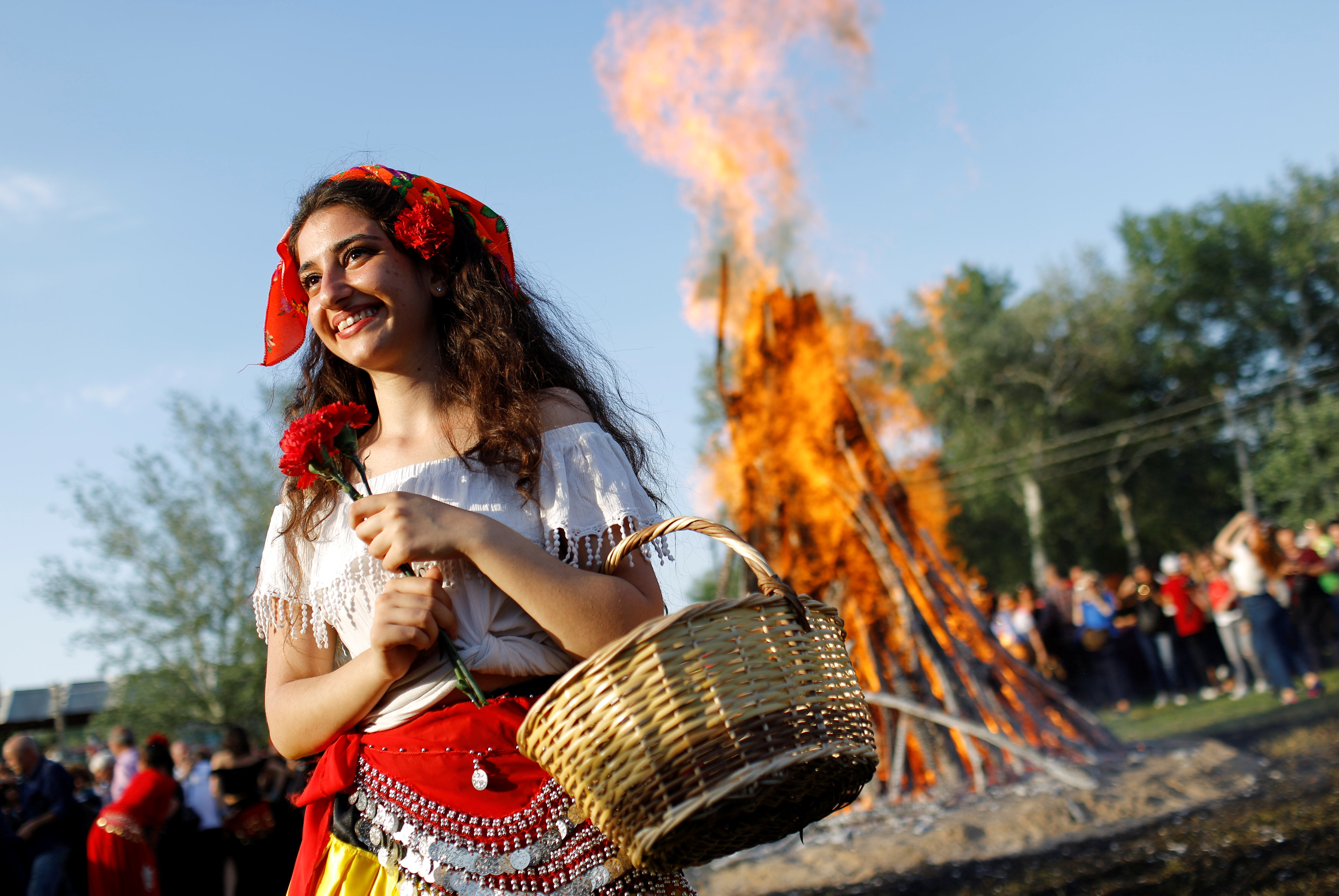 土耳其吉普赛人庆祝卡卡瓦节(3)