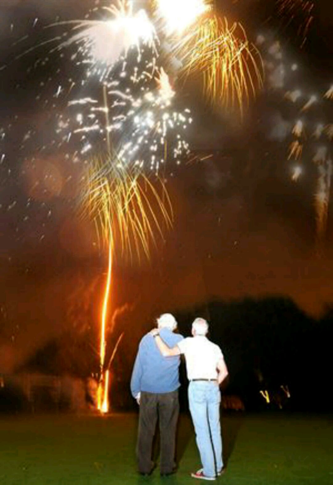 烟花葬礼?骨灰震动棒?原来骨灰可以这样做!