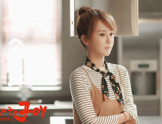 蒋欣微博晒书法,写法太魔性连自己都看不懂,评论区神翻译亮了!