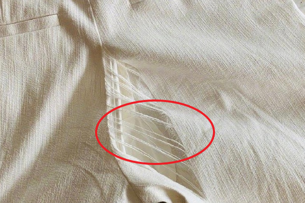 井柏然吐槽新买的裤子,刚蹲下就开线,网友:是发福了吧?