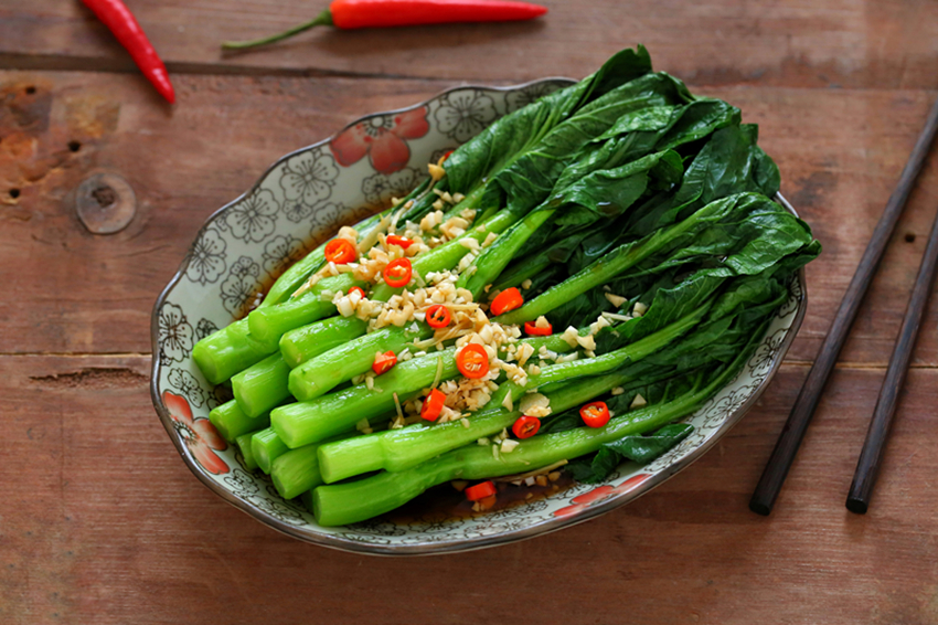 这菜集鲜,嫩,脆为一体,白灼是经典做法,简单美味营养不流失!