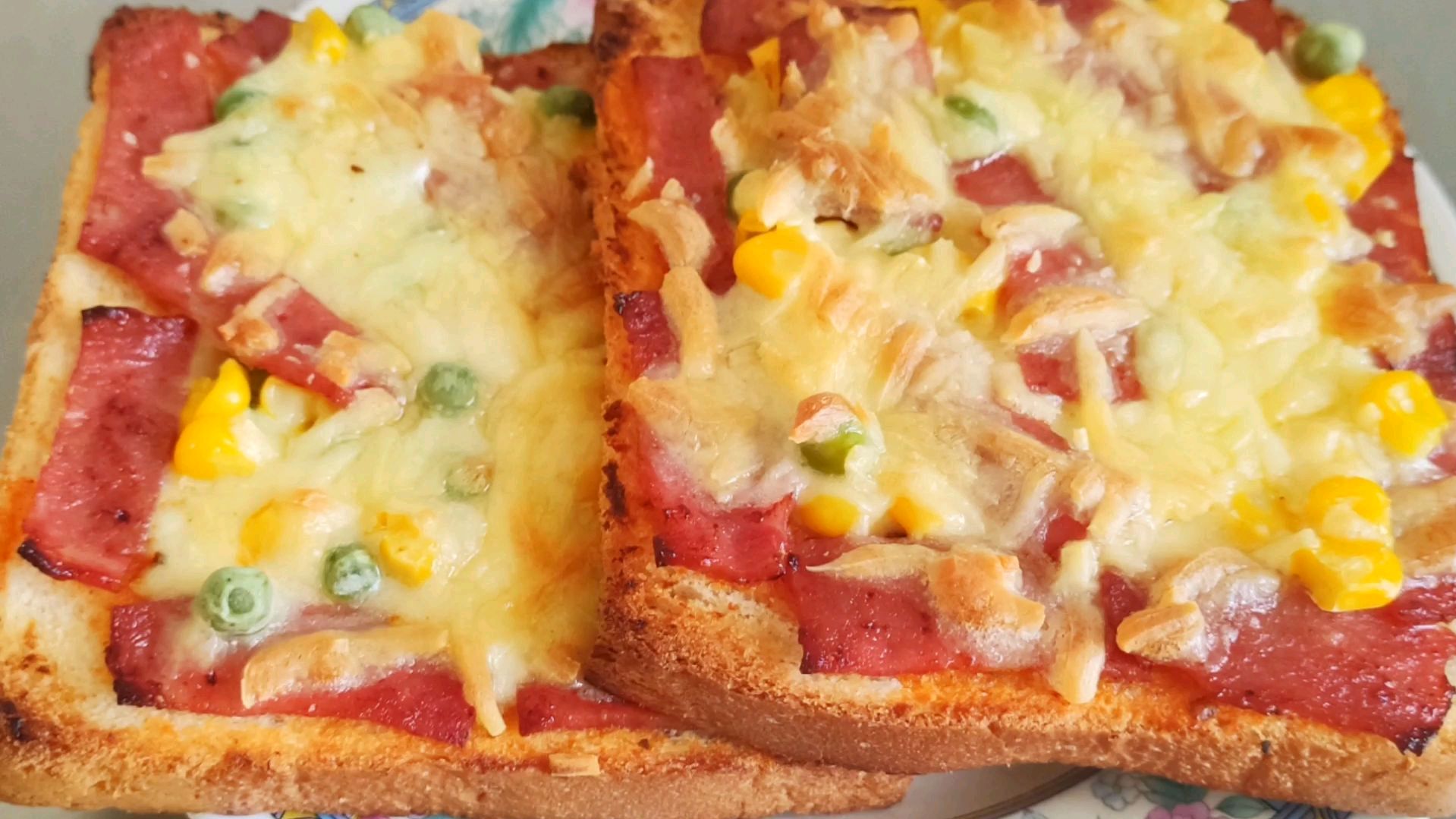 吐司版的披萨更好吃,外酥里香,营养丰富,做法简单