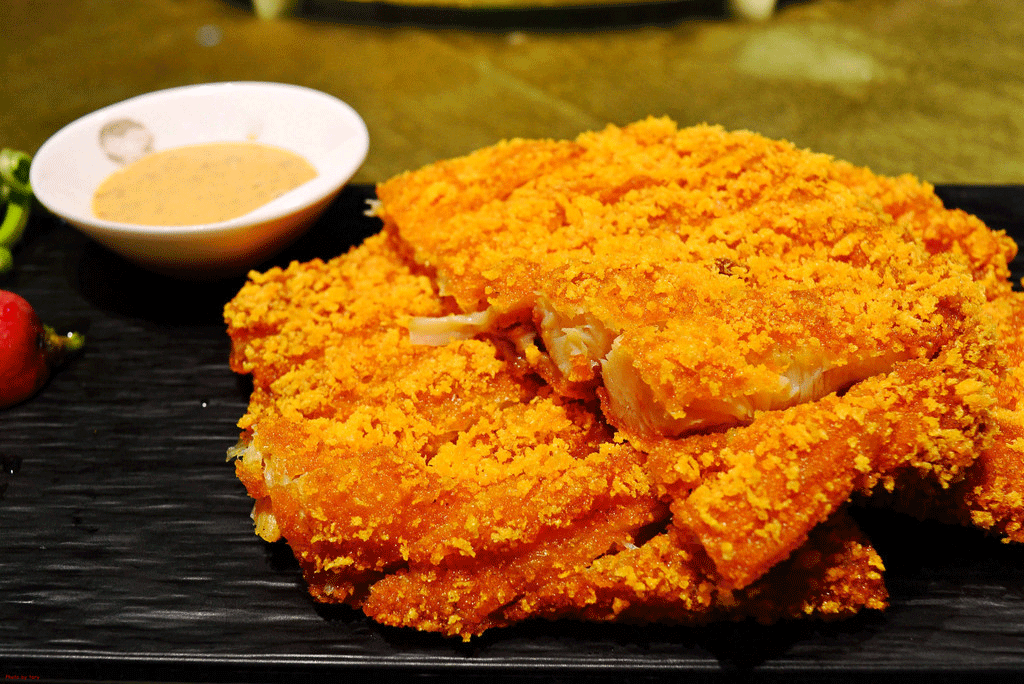 鸡排好吃腌渍工作不能马虎,看鸡排传说怎么腌渍