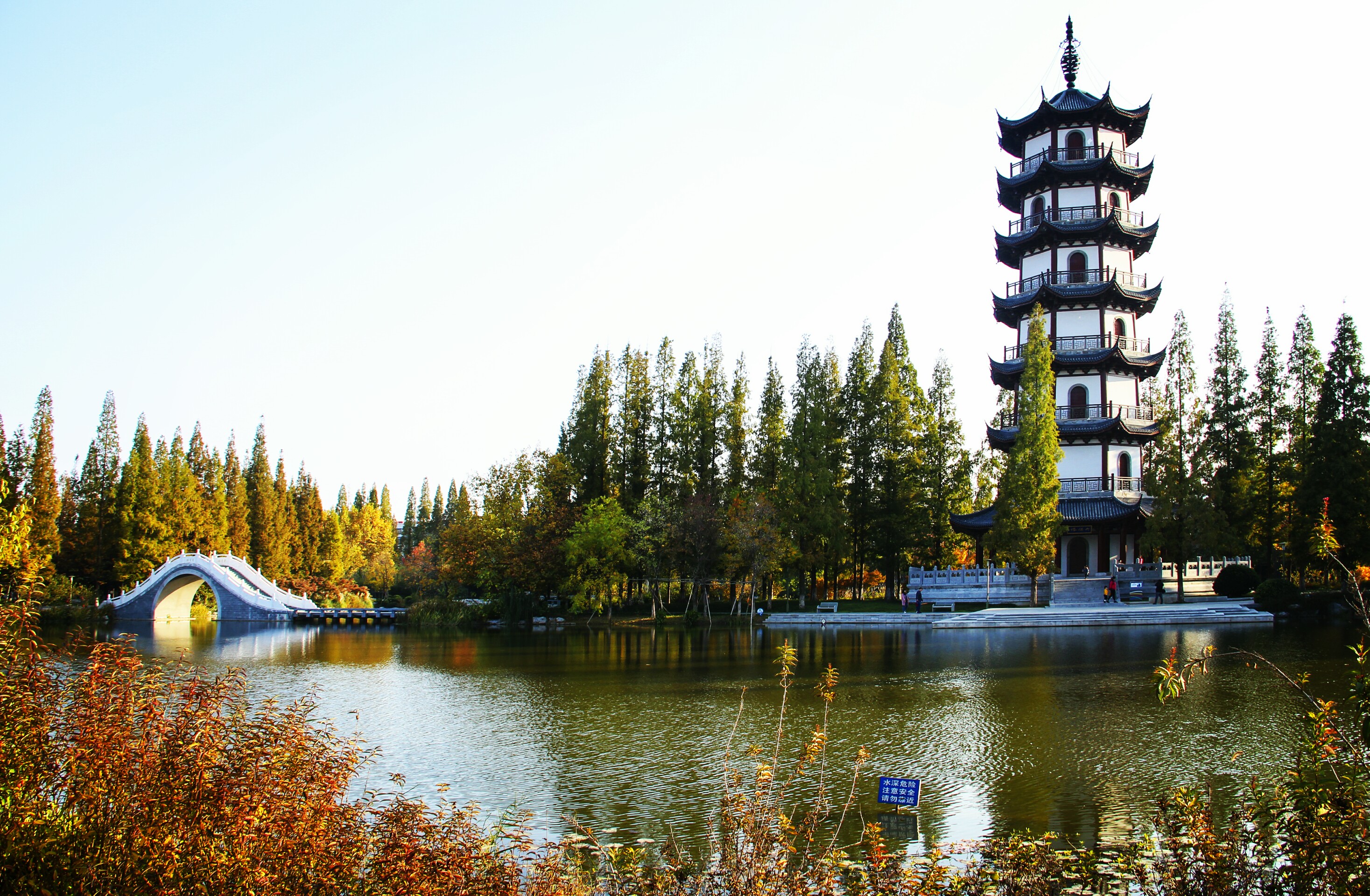 邳州桃花岛六宝塔图片